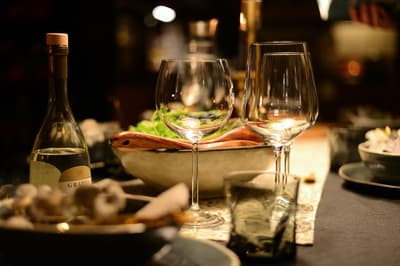 Dining & Restaurants