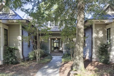 Conall's Church Home - This 5 BR, 4 Bath - "Home Name"