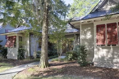 Conall's Church Home - This 5 BR, 4 Bath - "Home Name"