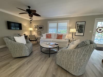San Cap Home: Your Island Retreat Awaits!