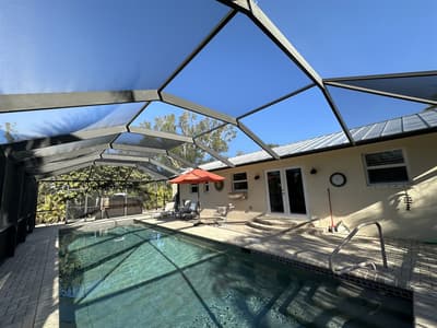 San Cap Home: Your Island Retreat Awaits!