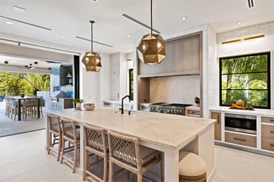 Bella Luna ~ Ultimate luxury awaits