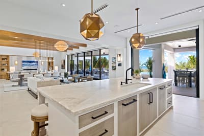 Bella Luna ~ Ultimate luxury awaits