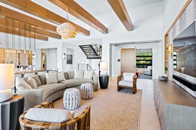 Bella Luna ~ Ultimate luxury awaits