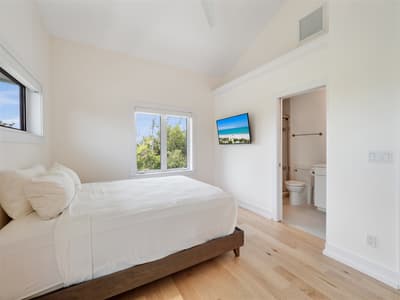 Library Way Retreat: Your Sanibel Oasis with Private Pool, Spa, & Sun Deck