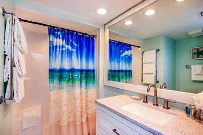 Loggerhead Cay 562 - Partial gulf view, beach side vacation rental condo