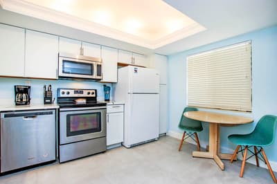 Loggerhead Cay 562 - Partial gulf view, beach side vacation rental condo