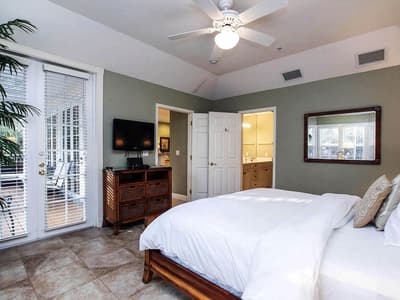 Captiva Breeze Pool Home near beach