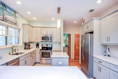 Sandy Seas Villa - Just one home from the Sand