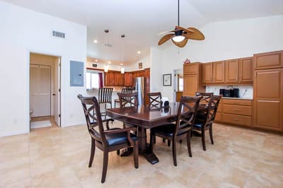 Sea Bell Home - Short walk to Bowman`s Beach. Spacious vacation rental home