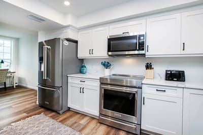 Snook Away - Six bedroom bay front home nicely updated