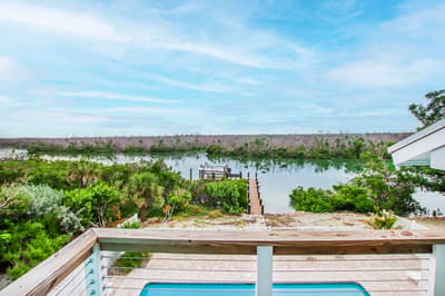 Snook Away - Six bedroom bay front home nicely updated