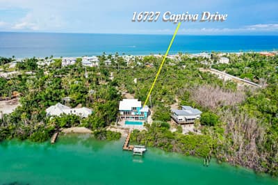 Snook Away - Six bedroom bay front home nicely updated