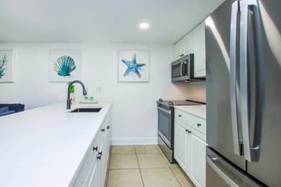 Villa 3237 Captiva Island Escape: Updated Condo with Pool, Steps to Beaches