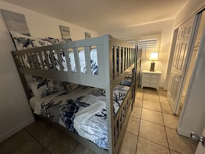 Villa 3237 Captiva Island Escape: Updated Condo with Pool, Steps to Beaches