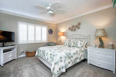 Sundial P402 Gulf View Two bedroom Beach Condo