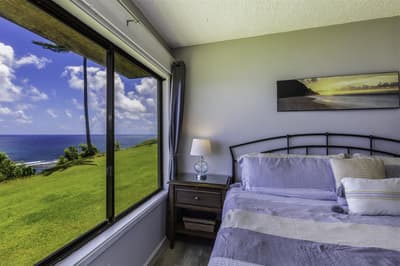 A1: 1 bedroom, 1st floor, oceanfront