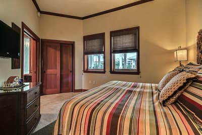 Kolea 15J (2/2) ~ Designer Penthouse