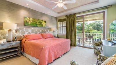 Kulalani 904 Upper Level Master Suite