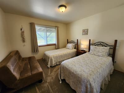 Aqua Marine- 3 minute walk to beach