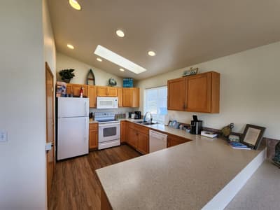 Aqua Marine- 3 minute walk to beach