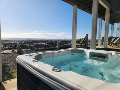 Beach Gem- Private Beach - Hot Tub
