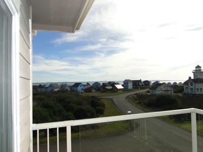 Bristol Court D- Beautiful 3 Bedroom