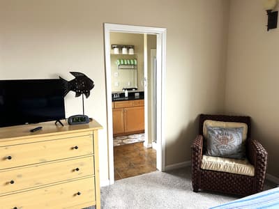 Bristol Court C- Beautiful 3 Bedroom