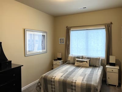 Bristol Court C- Beautiful 3 Bedroom