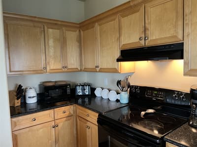 Bristol Court C- Beautiful 3 Bedroom