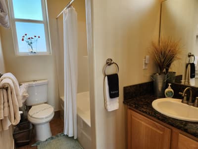 Casa de Playa-Beachfront Cottage