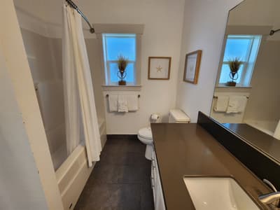 Sea Oats Cottage - Beautiful Beach Front with stunning views - Hot Tub