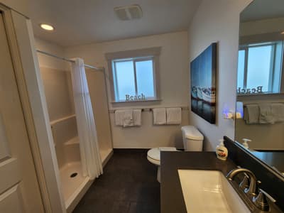 Sea Oats Cottage - Beautiful Beach Front with stunning views - Hot Tub