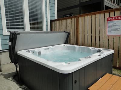 Sea Oats Cottage - Beautiful Beach Front with stunning views - Hot Tub